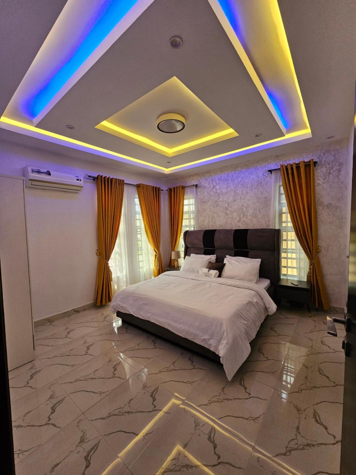 Sapphire Residences By Crystal Magodo Ikeja Kültér fotó