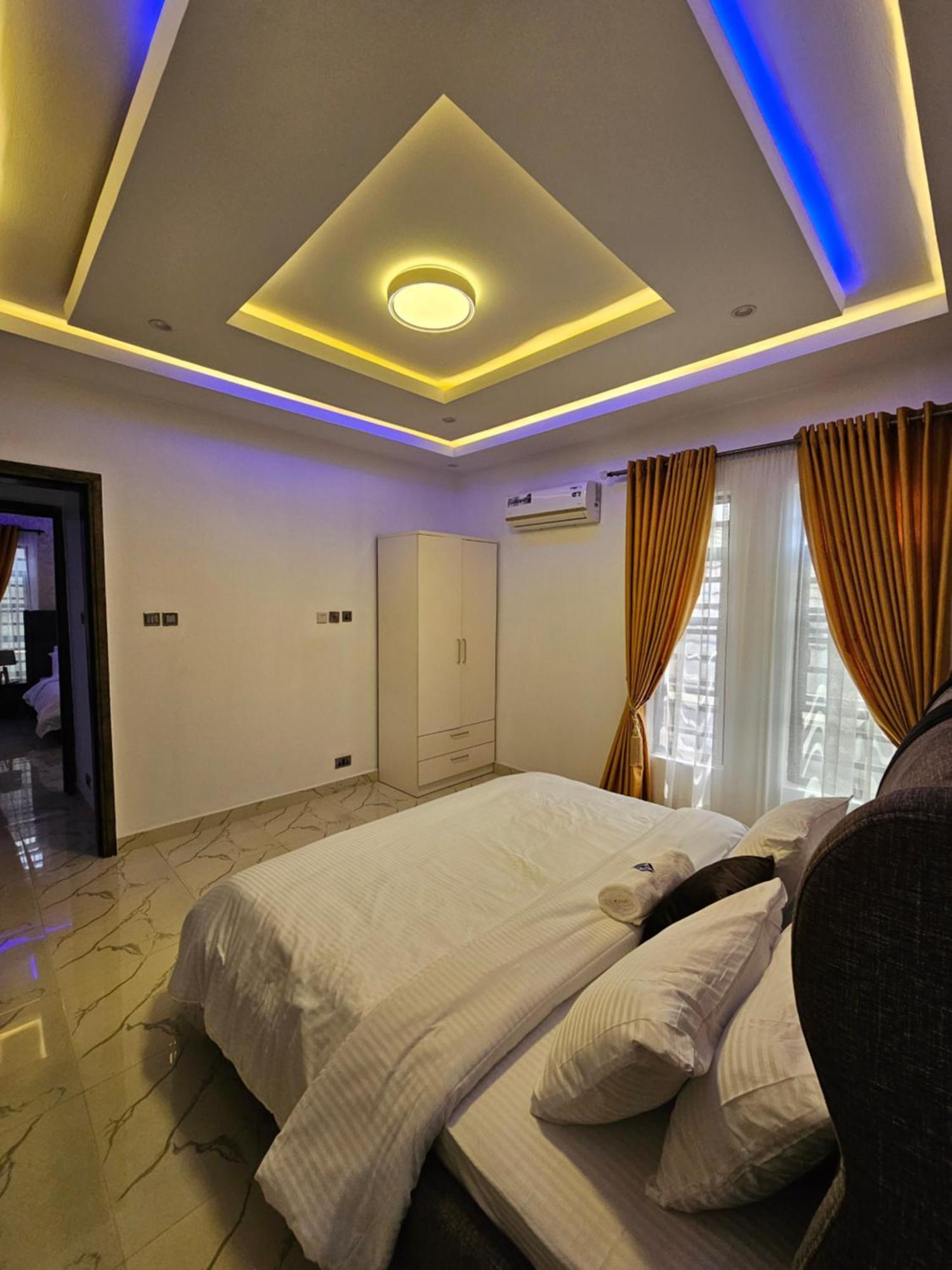 Sapphire Residences By Crystal Magodo Ikeja Kültér fotó