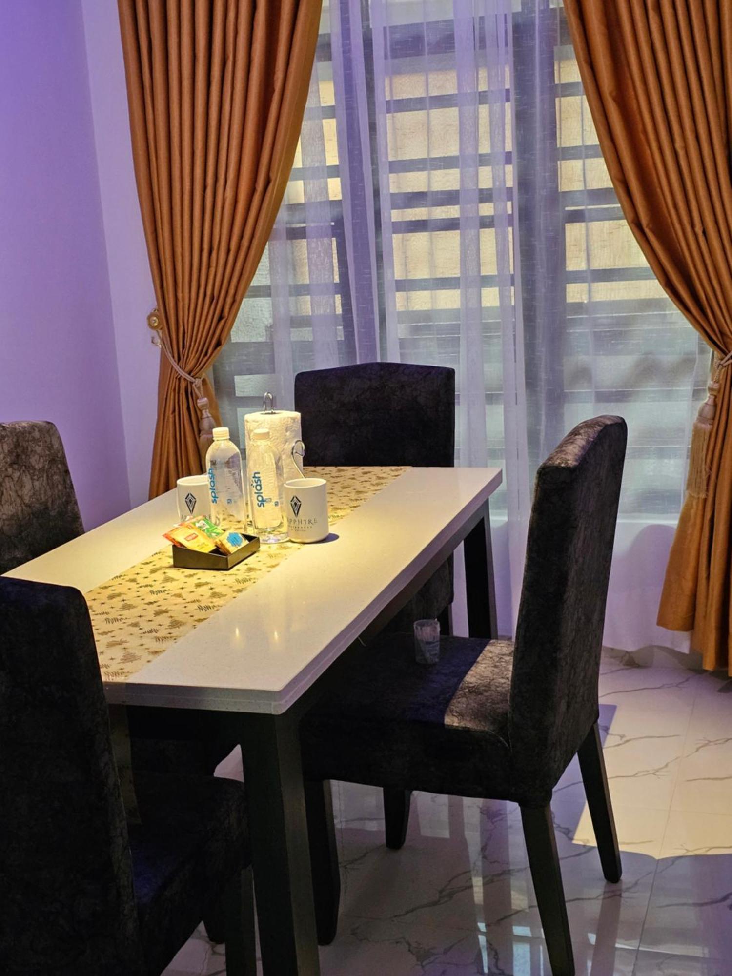 Sapphire Residences By Crystal Magodo Ikeja Kültér fotó