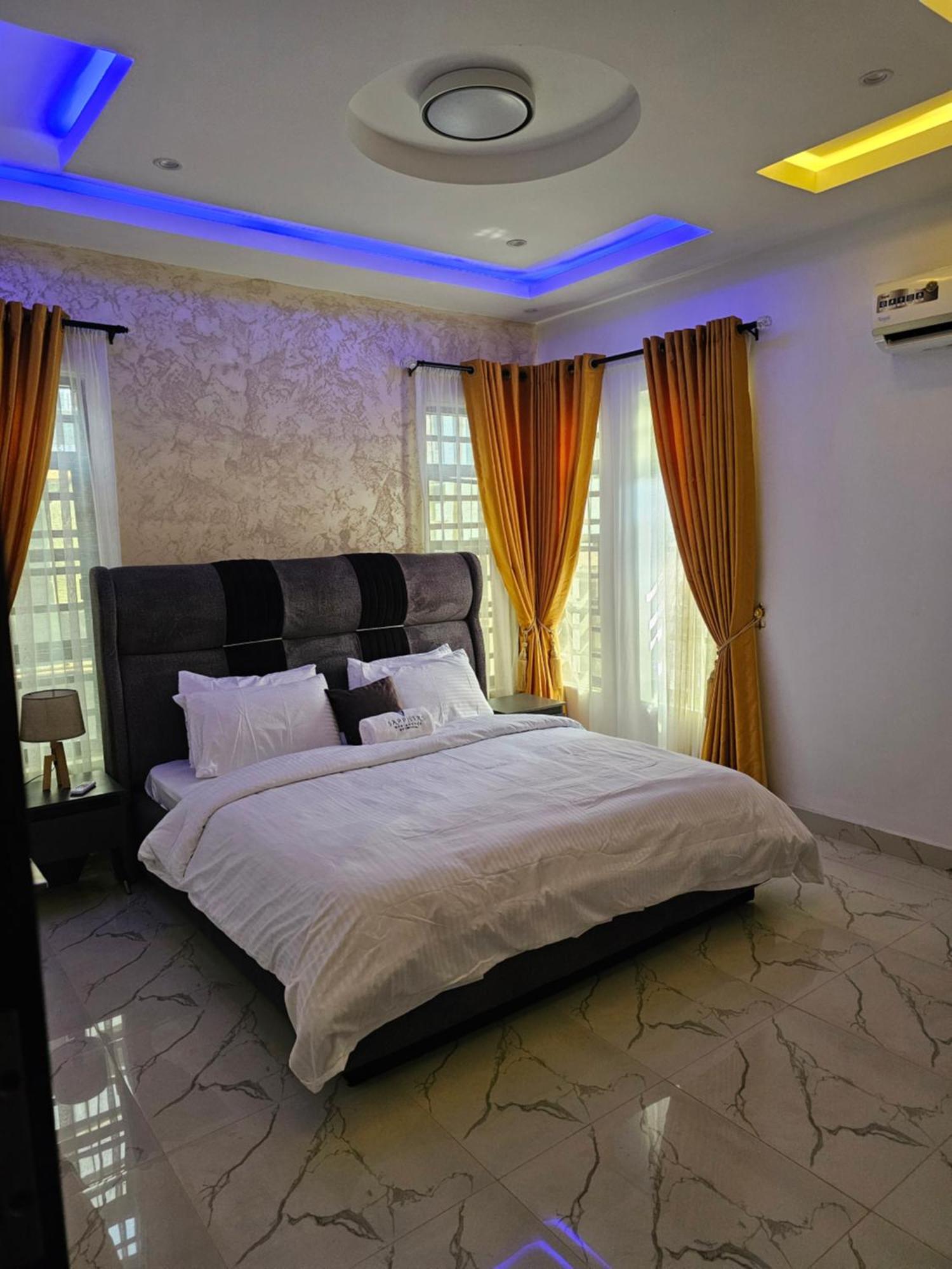 Sapphire Residences By Crystal Magodo Ikeja Kültér fotó
