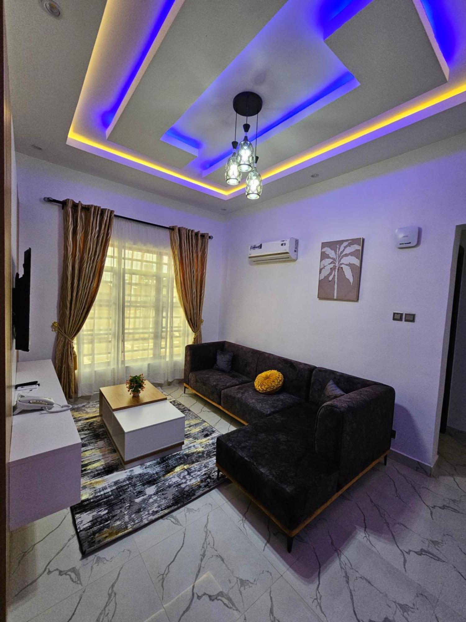 Sapphire Residences By Crystal Magodo Ikeja Kültér fotó